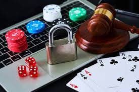 Caishen Wins slot reels displayed on download rp777 Android app
